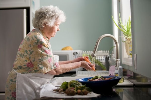 How Can Seniors Over 75 Safely Adapt Their Bathroom to Prevent Falls?
